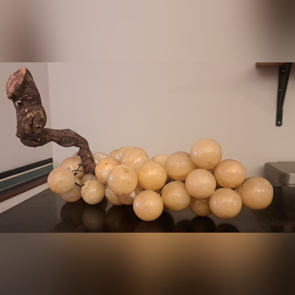 True Vintage Midcentury Modern MCM Grapes Cluster Lucite White Wine Heavy 15"